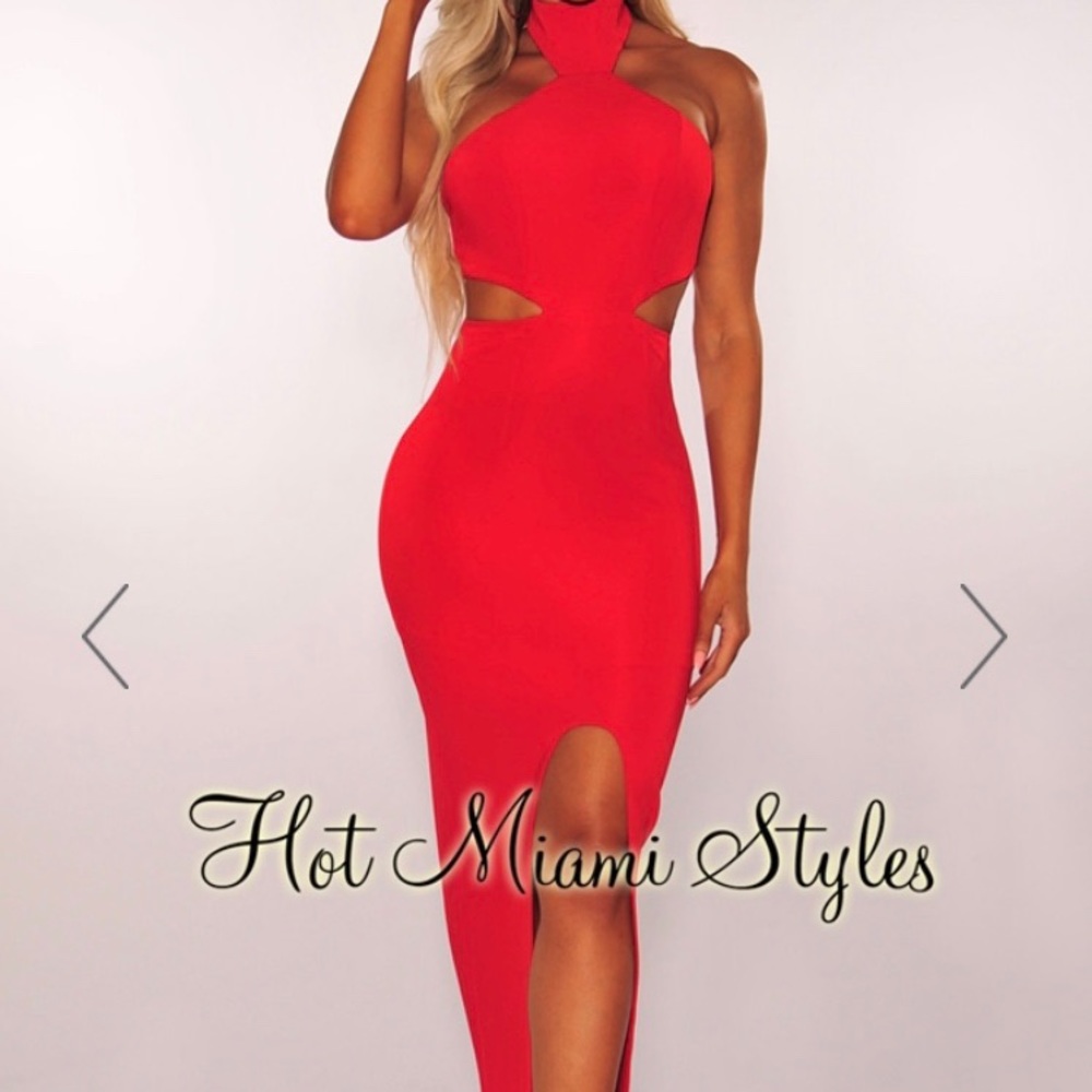 Cutout maxi red prom homecoming gown